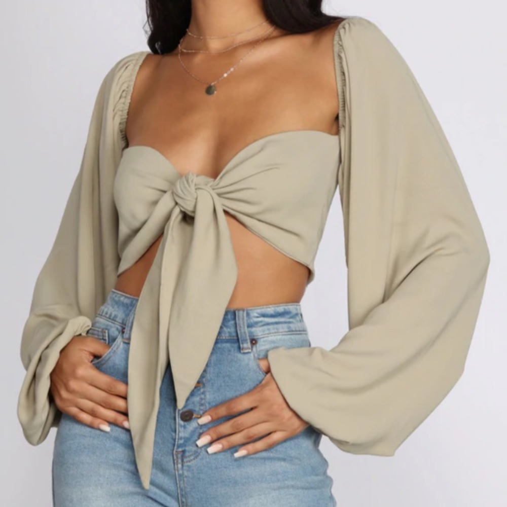 Windsor tie top
